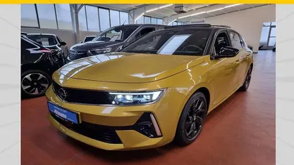Gebraucht Opel Astra Ultimate 181 PS (133 kW) 2022 Gold Limousine