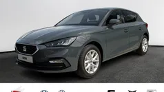 Blau Gebraucht 2025 Seat Leon Limousine | 28.990 € (Fairer Preis)