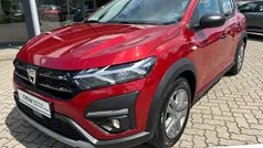 Kalaharirot (rot) (rot) Gebraucht 2021 Dacia Sandero Essentiel Kleinwagen | 9.980 €