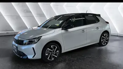 Käytetty Opel Corsa 100 HP (73 kW) 2025 Hopea Viistoperä