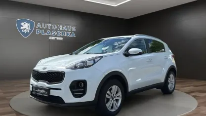 Używany Kia Sportage Attract 132 KM (97 kW) 2016 Biały SUV