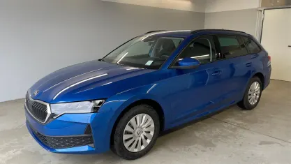Usata Skoda Octavia Essence 150 CV (110 kW) 2024 Blu Station wagon