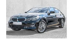 Schwarz Gebraucht 2022 BMW 330 Sport Line Limousine | 30.990 € (Fairer Preis)