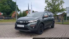 Gebraucht 2025 Dacia Jogger Extreme Van / Kleinbus | 20.990 € (Fairer Preis)