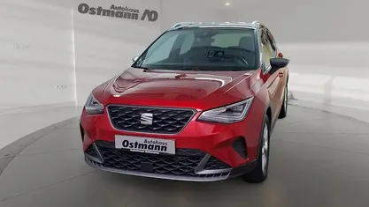 Rot Gebraucht 2023 Seat Arona FR SUV | 20.860 € (Fairer Preis)
