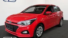 Tomato red / sol Gebraucht 2020 Hyundai i20 Select Limousine | 12.990 € (Superpreis)