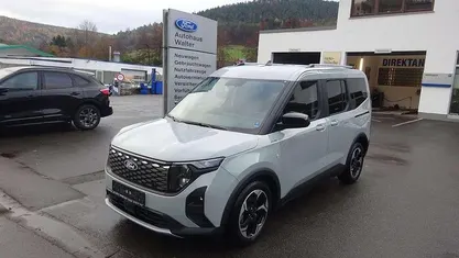 Gebraucht 2025 Ford Tourneo Courier Active Van / Kleinbus | 31.900 € (Fairer Preis)