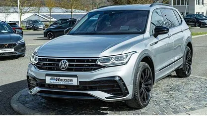 Gebraucht VW Tiguan Allspace R-line 200 PS (147 kW) 2022 SUV