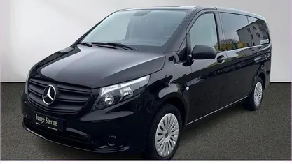 Gebraucht Mercedes Vito 163 PS (119 kW) 2023 Schwarz Van