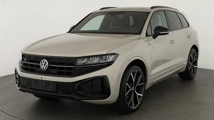 Sechura beige metallic Neu 2025 VW Touareg R-line SUV | 79.445 € (Superpreis)