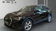 Mythosschwarz metallic Gebraucht 2024 Audi Q3 Ambiente SUV | 37.444 € (Guter Preis)