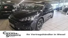 Schwarz Gebraucht 2018 Ford Focus ST-Line Kombi | 14.490 € (Fairer Preis)