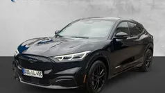 Gebraucht 2023 Ford Mustang Mach-E Premium SUV | 49.400 €