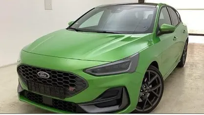 Gebraucht Ford Focus ST 280 PS (205 kW) 2024 Grün Limousine