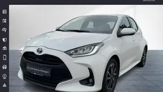 Gebraucht 2023 Toyota Yaris Hybrid Basis Kleinwagen | 21.580 € (Fairer Preis)