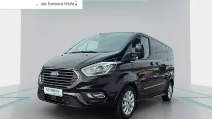 Gebraucht Ford Tourneo Custom Titanium 150 PS (110 kW) 2024 Agate black metallic Van