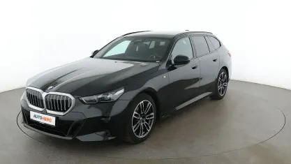 Gebraucht BMW 520 M Sport 197 PS (144 kW) 2024 Schwarz Kombi