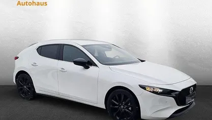 Snowflake white Gebraucht 2023 Mazda 3 Homura-Line Limousine | 22.880 € (Guter Preis)