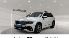 Oryx weiss perlmutt effekt Gebraucht 2021 VW Tiguan R-line SUV | 33.735 € (Fairer Preis)