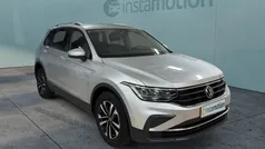 Silber Gebraucht 2021 VW Tiguan United SUV | 30.006 € (Fairer Preis)