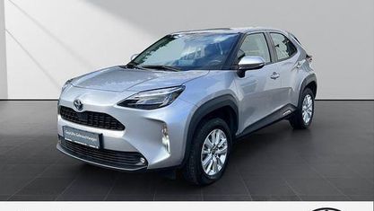 Gebraucht Toyota Yaris Hybrid Comfort 116 PS (85 kW) 2022 Shimmering silver metallic