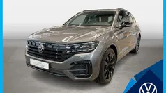 Grau Gebraucht 2022 VW Touareg R-line SUV | 55.799 € (Fairer Preis)