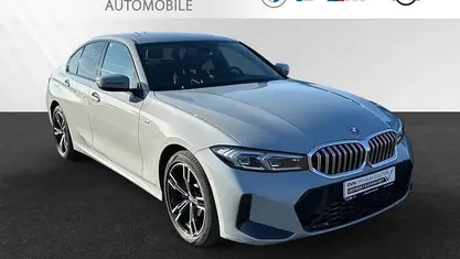 Usata BMW 330e M Sport 292 CV (214 kW) 2025 Grigio Berlina
