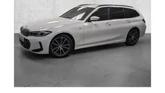 Weiß Gebraucht 2024 BMW 320 M Sport Kombi | 41.480 € (Fairer Preis)