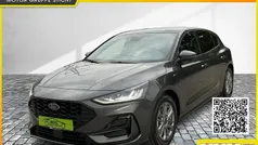 Magnetic metallic Gebraucht 2024 Ford Focus ST-Line Limousine | 22.850 € (Fairer Preis)