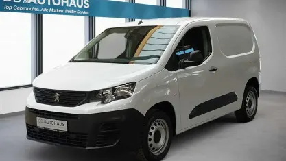 Gebraucht Peugeot Partner Premium 131 PS (96 kW) 2023 Weiß Van / Kleinbus