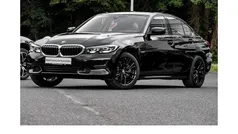 Schwarz Gebraucht 2022 BMW 320e Sport Line Limousine | 26.890 € (Guter Preis)