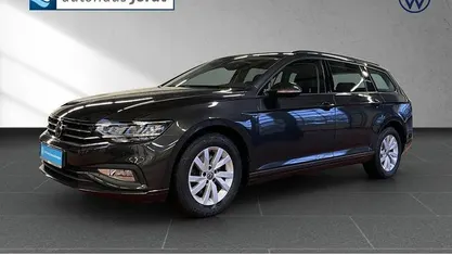 Gebraucht VW Passat Basis 150 PS (110 kW) 2020 Kombi
