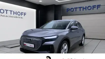 Gebraucht Audi Q4 e-tron Comfort 150 kW (204 PS) 2023 Taifungrau metallic SUV