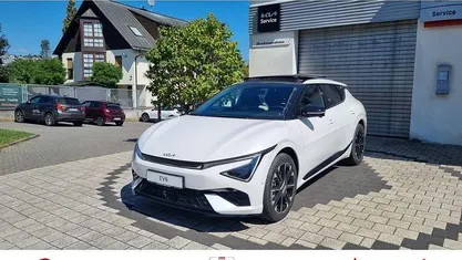 Weiß Gebraucht 2025 Kia EV6 SUV | 54.990 € (Fairer Preis)