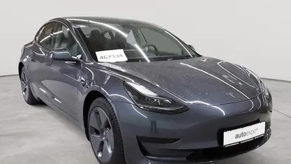 Gebraucht Tesla Model 3 RWD 239 kW (325 PS) 2022 Midnight silver metallic Limousine