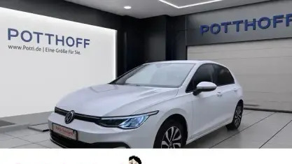 Gebraucht VW Golf VII Active 150 PS (110 kW) 2021 Weiß Kleinwagen