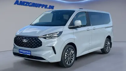 Second-hand Ford Tourneo Titanium X 170 CP (125 kW) 2025 Monovolum