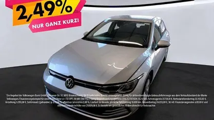 Gebraucht VW Golf VIII Life 116 PS (85 kW) 2023 Limousine