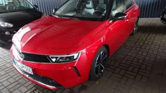 Chili rot/kardio rot Gebraucht 2024 Opel Astra Elegance Limousine | 22.990 € (Fairer Preis)
