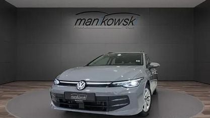 Używany VW Golf VIII Life 116 KM (85 kW) 2024 Szary Kombi