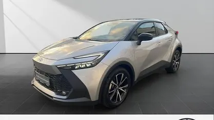 Gebraucht Toyota C-HR 98 PS (72 kW) 2025 Silver metallic (1l0)/ black ( SUV