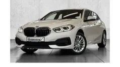 Weiß Gebraucht 2022 BMW 120 Advantage Kleinwagen | 25.980 € (Fairer Preis)
