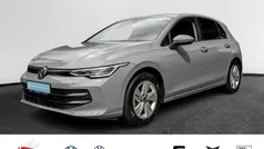 Grau Gebraucht 2024 VW Golf VIII Sportline Limousine | 30.980 € (Fairer Preis)