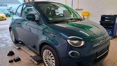 Grün Gebraucht 2023 Fiat 500e Cabrio | 26.999 € (Fairer Preis)