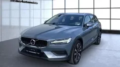 Thunder grey / Gebraucht 2022 Volvo V60 CC Basis Kombi | 32.490 € (Fairer Preis)