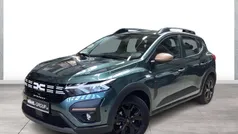 Grün Gebraucht 2024 Dacia Sandero Extreme Kleinwagen | 17.890 € (Fairer Preis)
