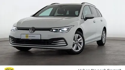 Gebraucht VW Golf VIII Life 131 PS (96 kW) 2023 Limousine