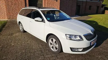 Gebraucht 2015 Skoda Octavia Elegance Kombi | 11.790 € (Fairer Preis)