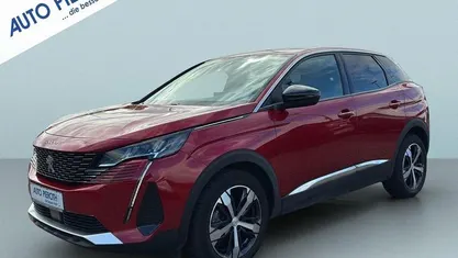Gebraucht Peugeot 3008 Allure 131 PS (96 kW) 2023 Ultimate rot (3schichtlackierung) SUV