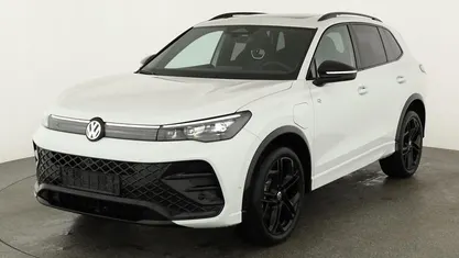 Neu VW Tiguan R-line 272 PS (200 kW) 2026 Oryxweiß perlmutteffekt SUV